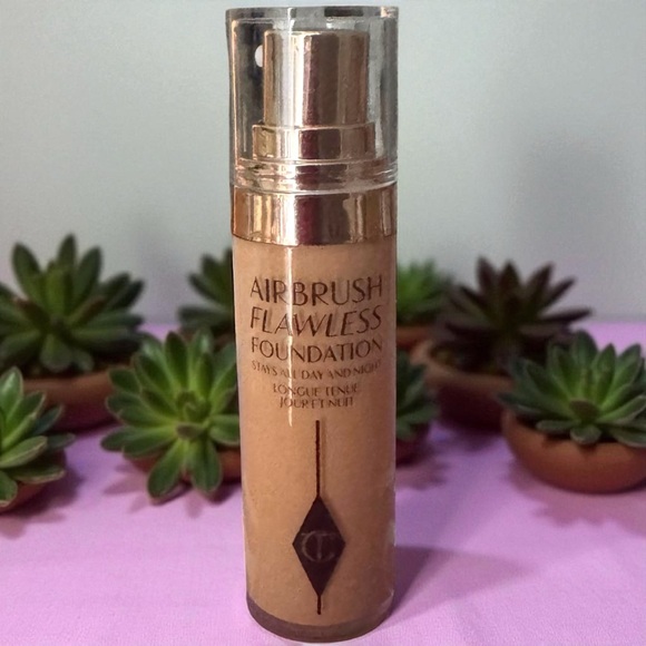 Charlotte Tilbury Airbrush Flawless Foundation – Shade 9 Warm Chaud (20ml) – NEW - Picture 1 of 7